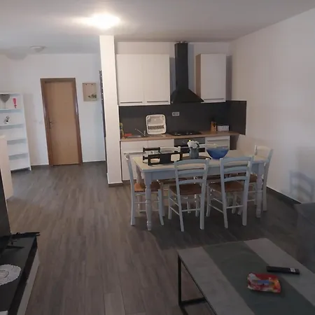 Apartament Palma 7 *